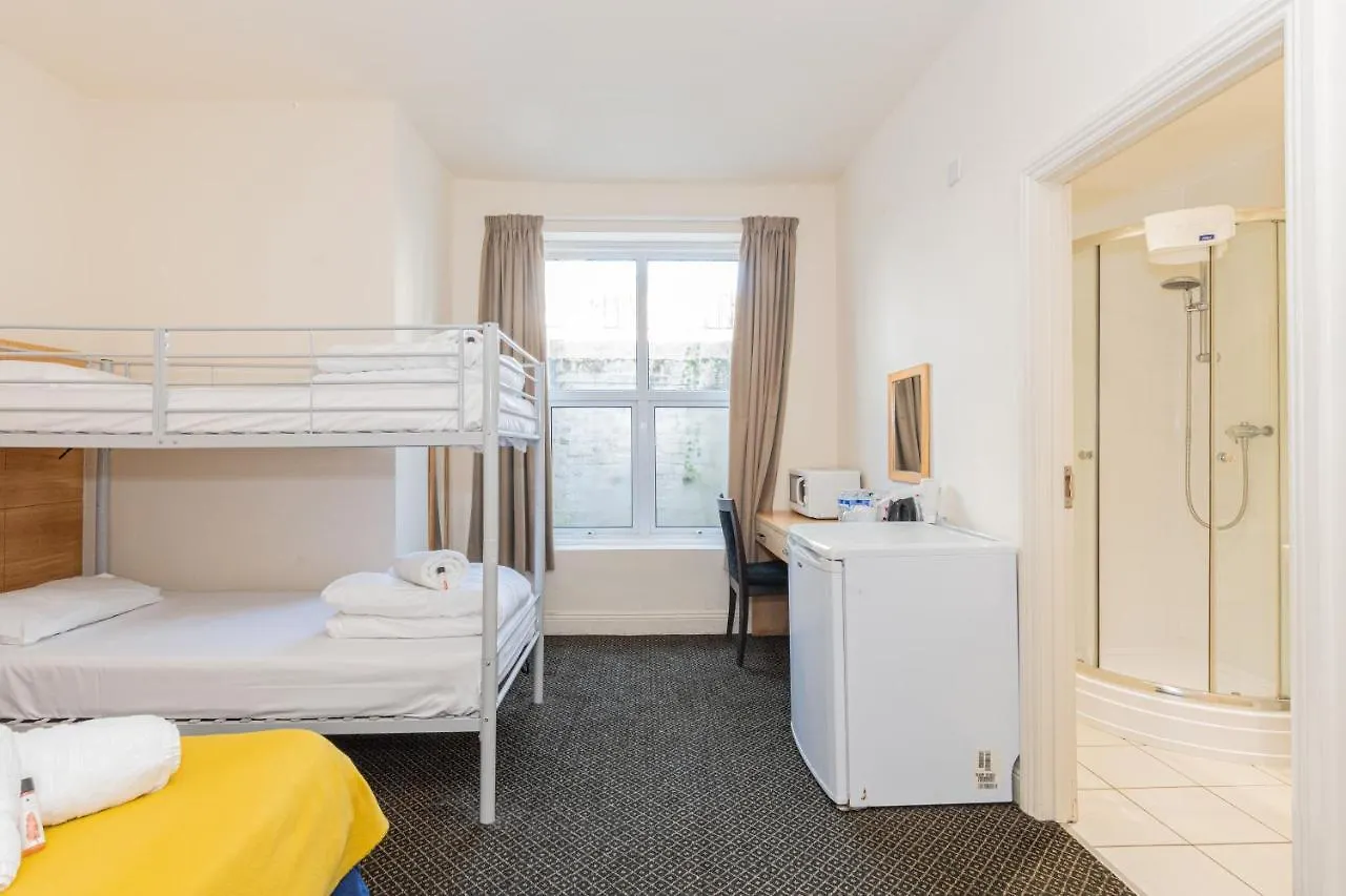 Brooklands Lodge Bournemouth Hotel